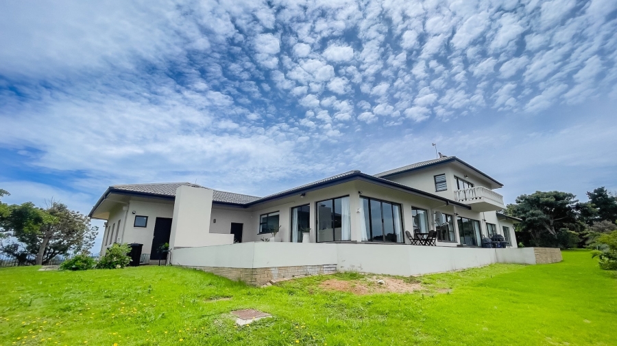 4 Bedroom Property for Sale in Groot Brakrivier Central Western Cape